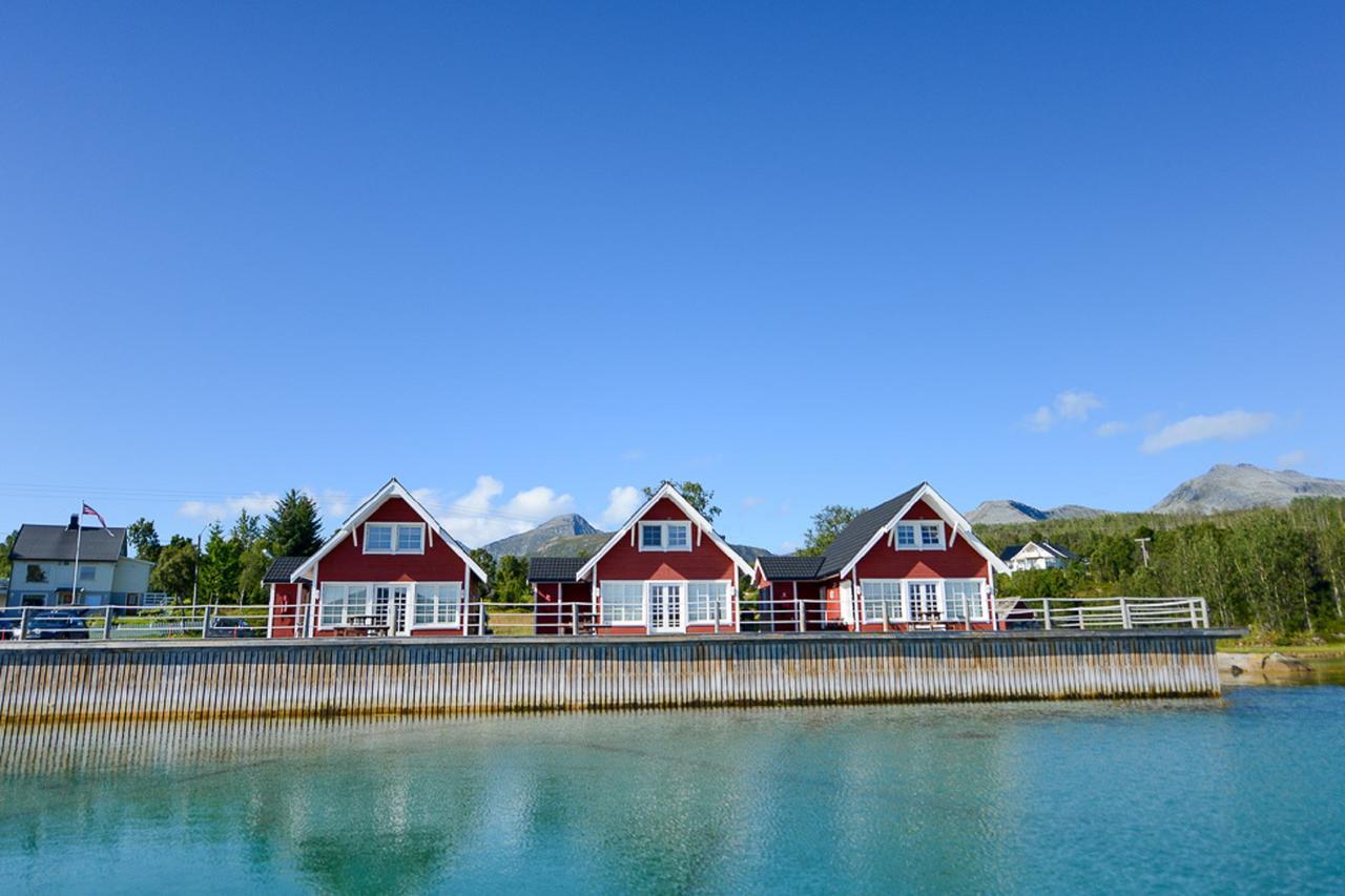 Senja Fjordhotell And Apartments Stonglandseidet Exterior foto